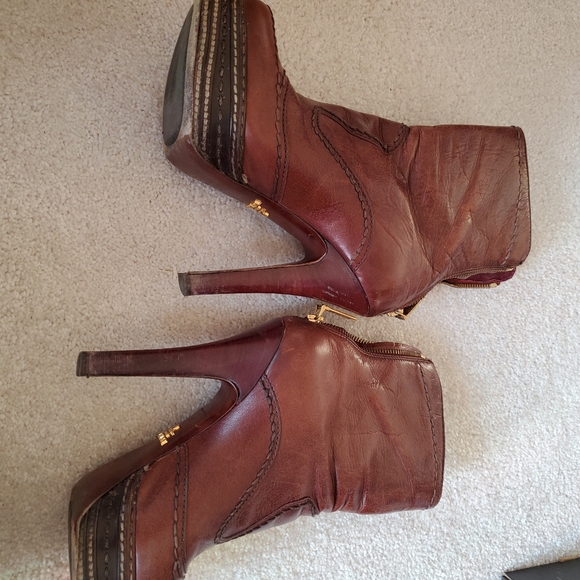 Prada heels / boots - Picture 3 of 4